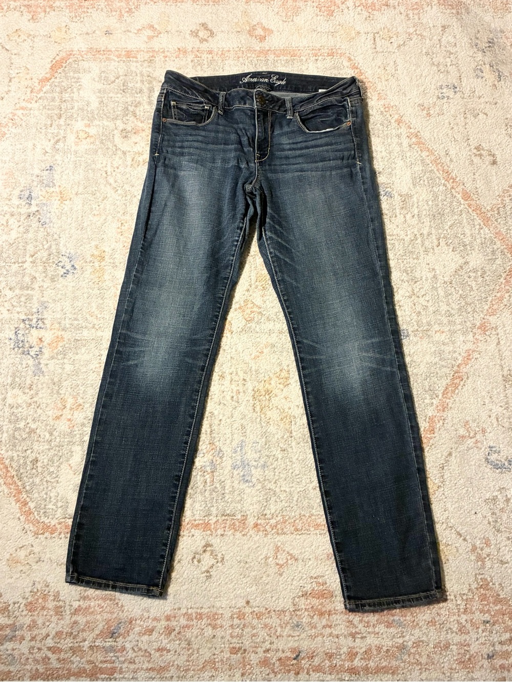 Women’s American Eagle Outfitters Faded Indigo Skinny Size 12 Stretch